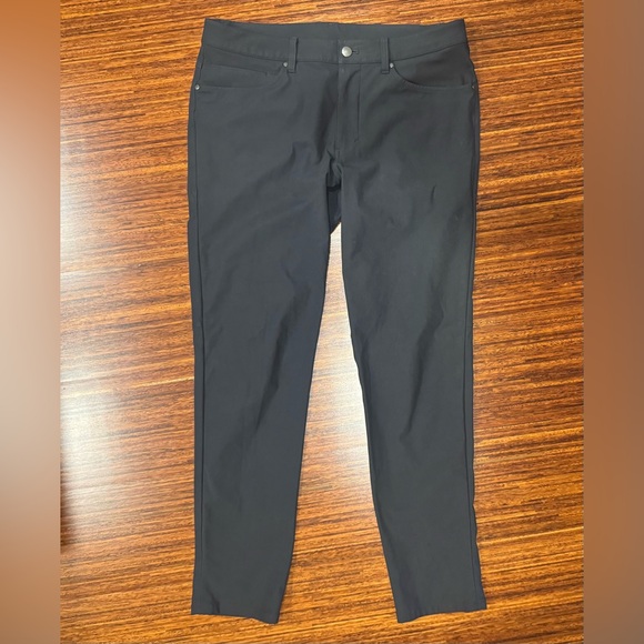 Lululemon ABC Pant Slim
*Warpstreme 32"
Obsidian size 32 VGUC - Picture 1 of 5